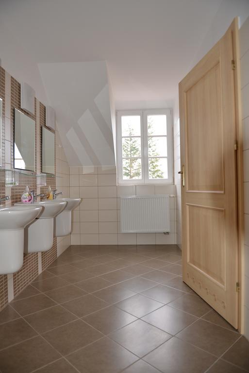 Pokoje Goscinne Domu Pielgrzyma W Supraslu Zimmer foto