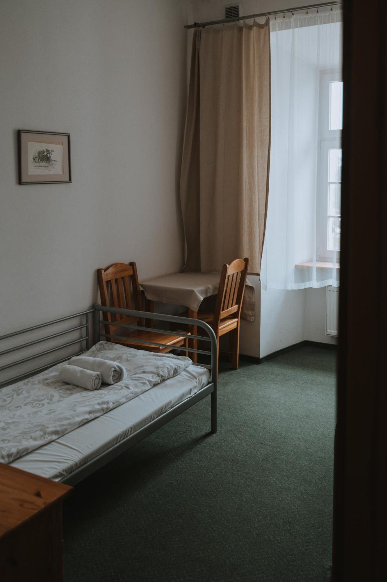 Pokoje Goscinne Domu Pielgrzyma W Supraslu Exterior foto